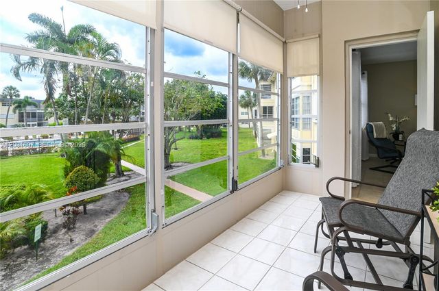4431 NW 16th Street H205, Lauderhill, FL 33313