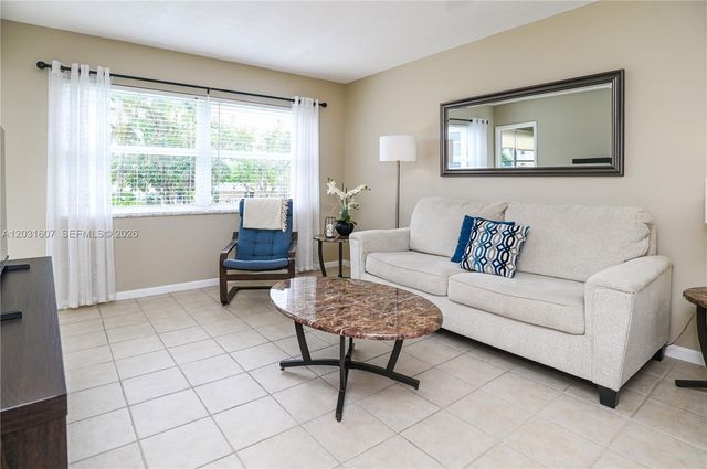 4431 NW 16th Street H205, Lauderhill, FL 33313
