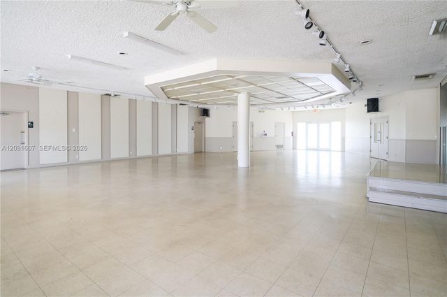 4431 NW 16th Street H205, Lauderhill, FL 33313