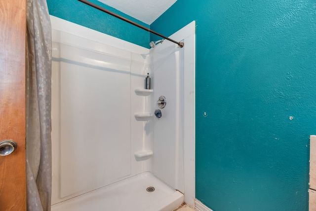 22 Spring Oaks Road, Burleson, TX 76028