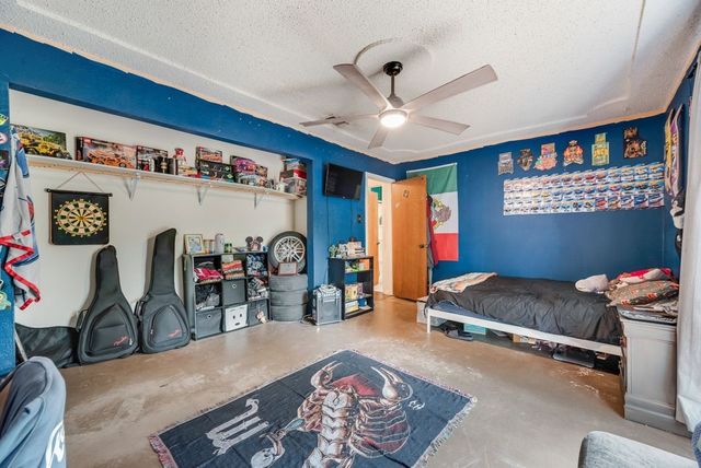 22 Spring Oaks Road, Burleson, TX 76028