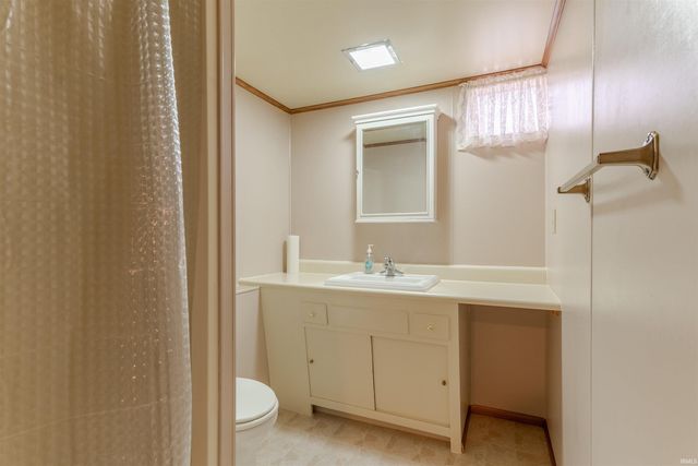 801 Irvin Avenue, Evansville, IN 47715