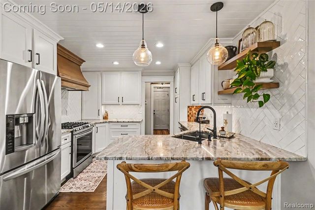 1263 Victoria Lane, Fenton, MI 48430