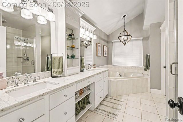 1263 Victoria Lane, Fenton, MI 48430
