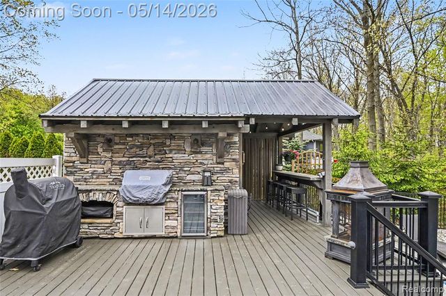 1263 Victoria Lane, Fenton, MI 48430