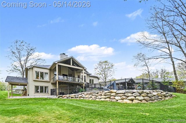 1263 Victoria Lane, Fenton, MI 48430