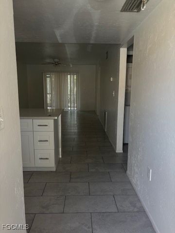 2700 Park Windsor DR 707, Fort Myers, FL 33901