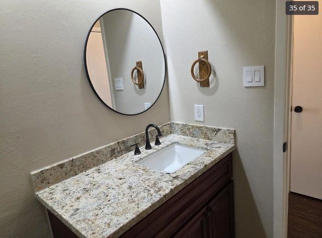 8530 Lake Crystal Drive, Houston, TX 77095