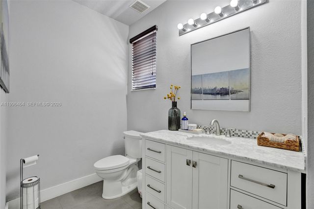 8987 SW 208th St, Cutler Bay, FL 33189