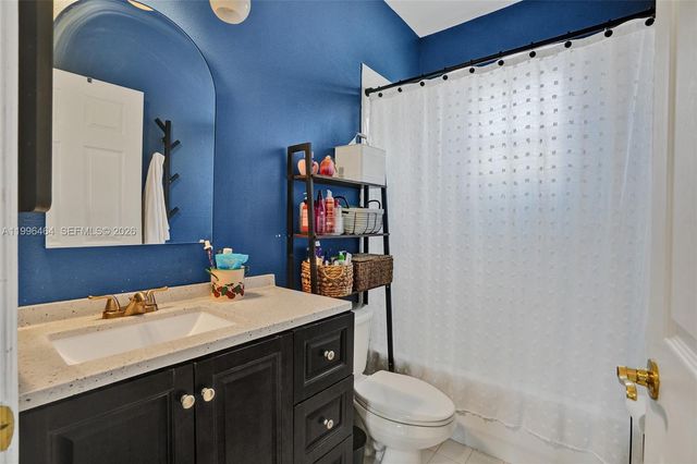 8987 SW 208th St, Cutler Bay, FL 33189