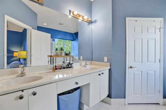 8987 SW 208th St, Cutler Bay, FL 33189