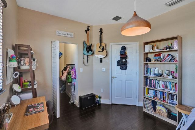 8987 SW 208th St, Cutler Bay, FL 33189