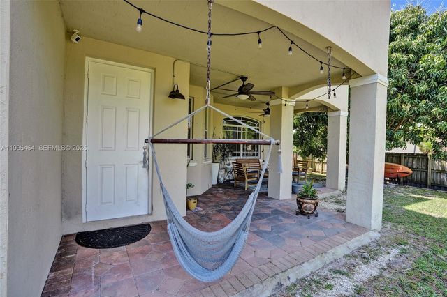 8987 SW 208th St, Cutler Bay, FL 33189