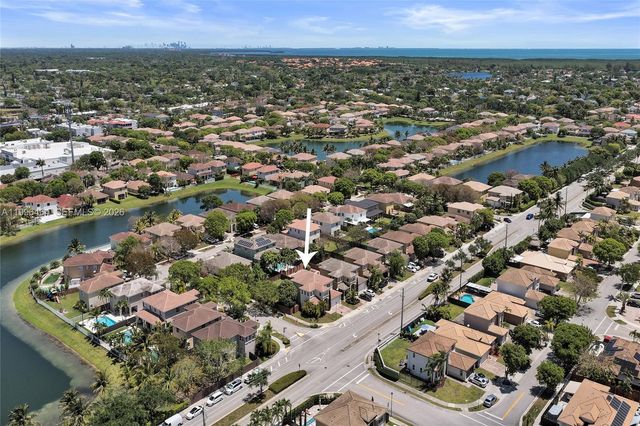 8987 SW 208th St, Cutler Bay, FL 33189