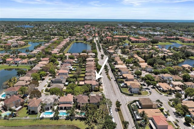 8987 SW 208th St, Cutler Bay, FL 33189