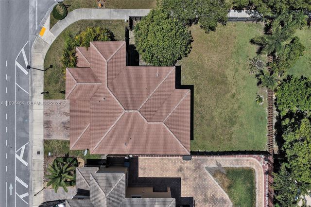 8987 SW 208th St, Cutler Bay, FL 33189