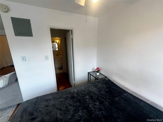 84-29 155th Avenue 2H, Howard Beach, NY 11414