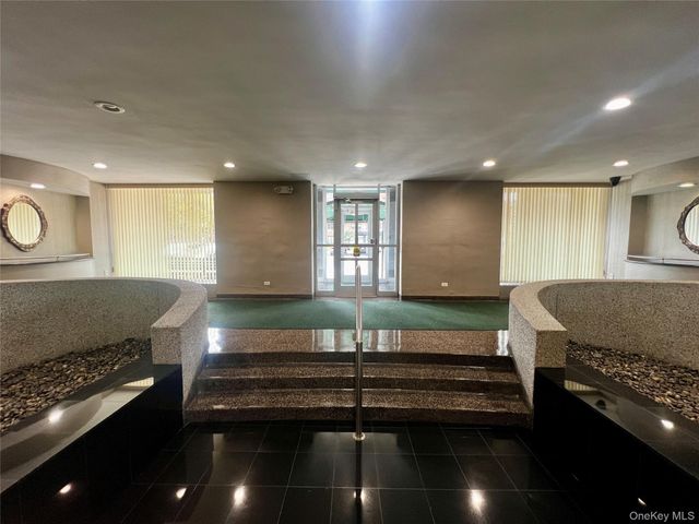 84-29 155th Avenue 2H, Howard Beach, NY 11414