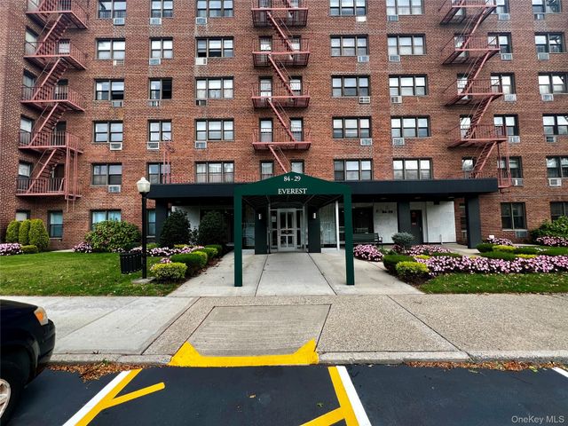 84-29 155th Avenue 2H, Howard Beach, NY 11414