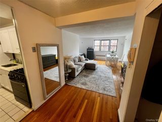 84-29 155th Avenue 2H, Howard Beach, NY 11414