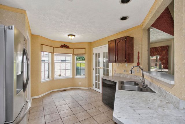 529 Forest Pointe Pl, Antioch, TN 37013