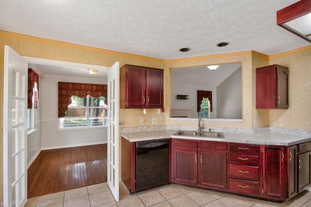 529 Forest Pointe Pl, Antioch, TN 37013