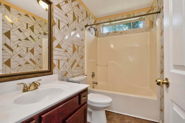 529 Forest Pointe Pl, Antioch, TN 37013