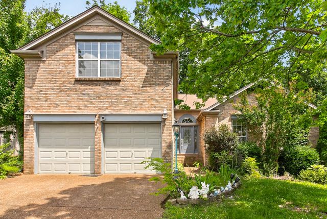529 Forest Pointe Pl, Antioch, TN 37013