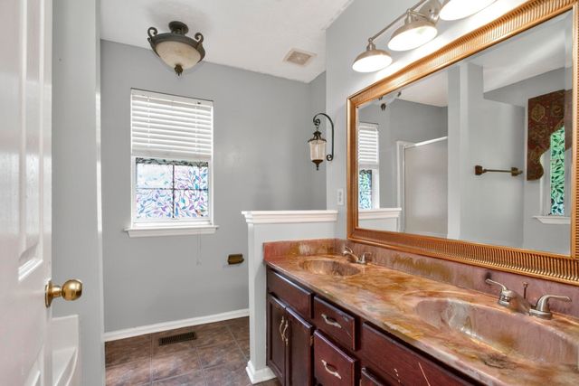 529 Forest Pointe Pl, Antioch, TN 37013