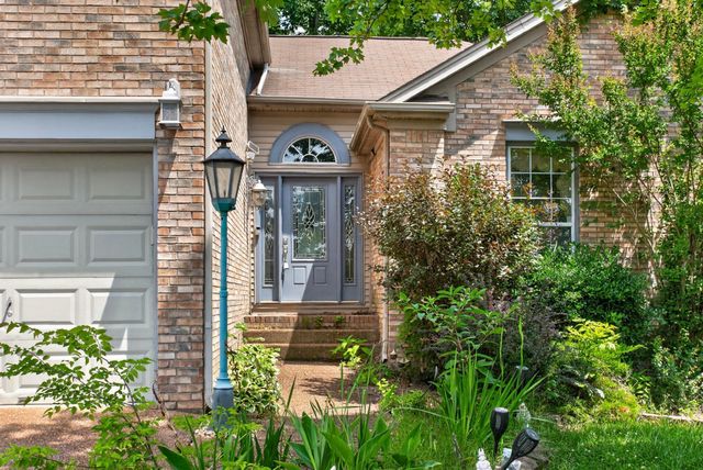 529 Forest Pointe Pl, Antioch, TN 37013