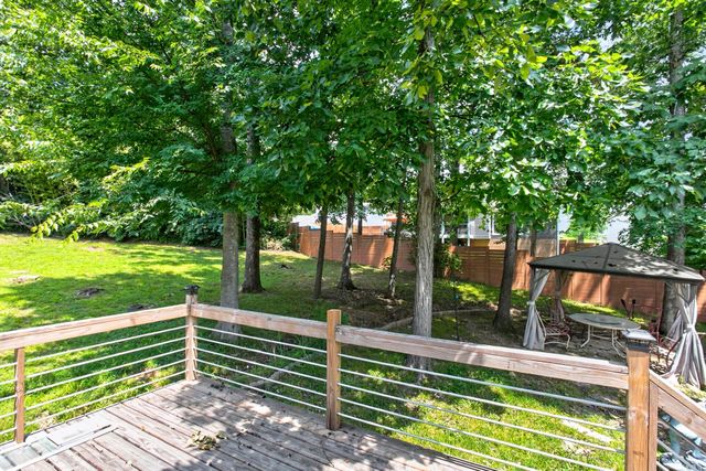 529 Forest Pointe Pl, Antioch, TN 37013