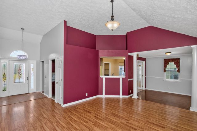 529 Forest Pointe Pl, Antioch, TN 37013