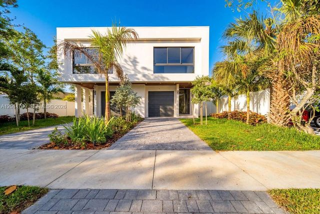 904 NE 17th Ter, Fort Lauderdale, FL 33304