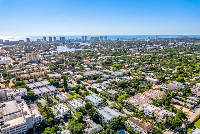 904 NE 17th Ter, Fort Lauderdale, FL 33304