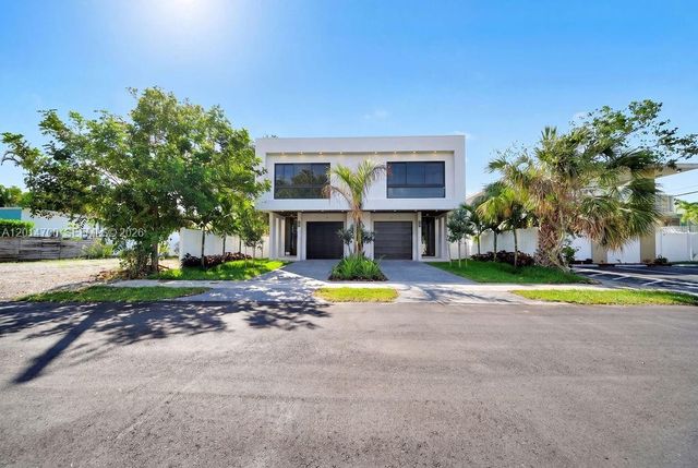 904 NE 17th Ter, Fort Lauderdale, FL 33304