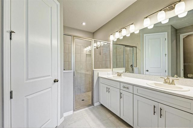 5564 SUMMIT GLEN, Bradenton, FL 34203