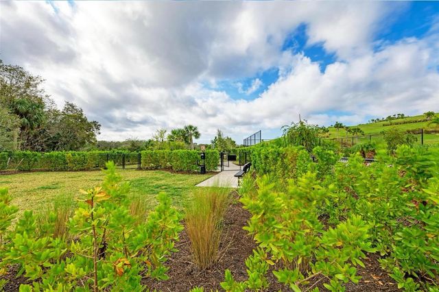 5564 SUMMIT GLEN, Bradenton, FL 34203