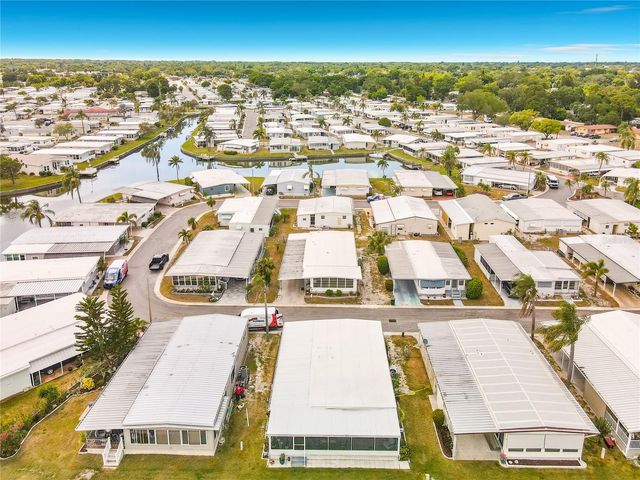 10193 N LAKE DRIVE 95, Largo, FL 33773