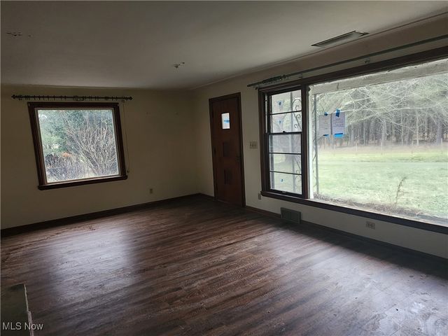 222 N Lipkey Road, North Jackson, OH 44451