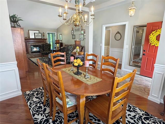 17432 Hilltop Ridge Drive, Eureka, MO 63025