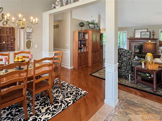 17432 Hilltop Ridge Drive, Eureka, MO 63025