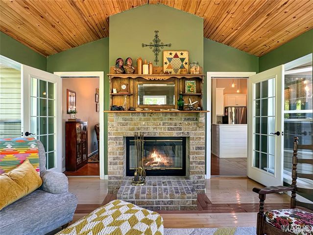 17432 Hilltop Ridge Drive, Eureka, MO 63025