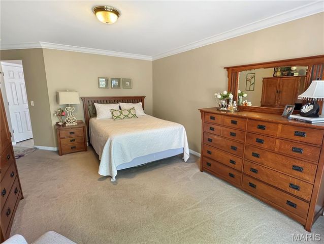 17432 Hilltop Ridge Drive, Eureka, MO 63025
