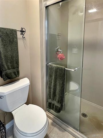17432 Hilltop Ridge Drive, Eureka, MO 63025