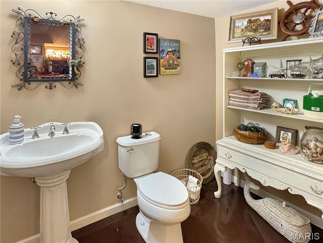 17432 Hilltop Ridge Drive, Eureka, MO 63025