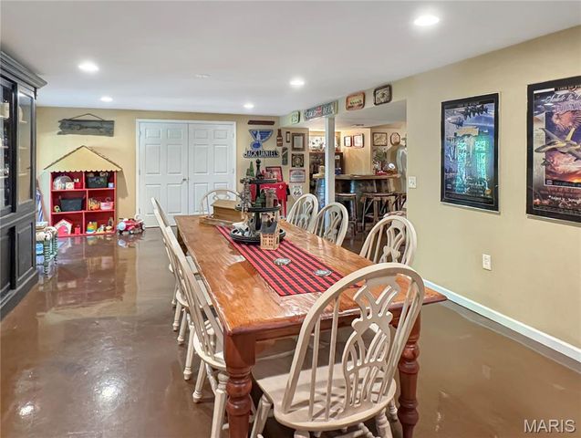 17432 Hilltop Ridge Drive, Eureka, MO 63025