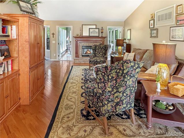 17432 Hilltop Ridge Drive, Eureka, MO 63025