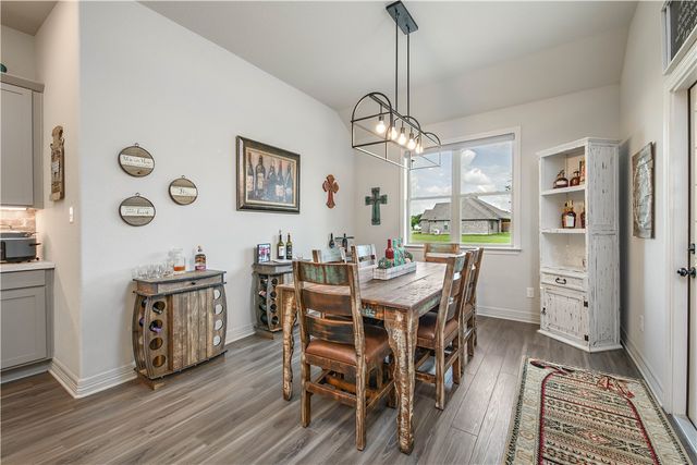 10398 Bourbon Lane, Bryan, TX 77808