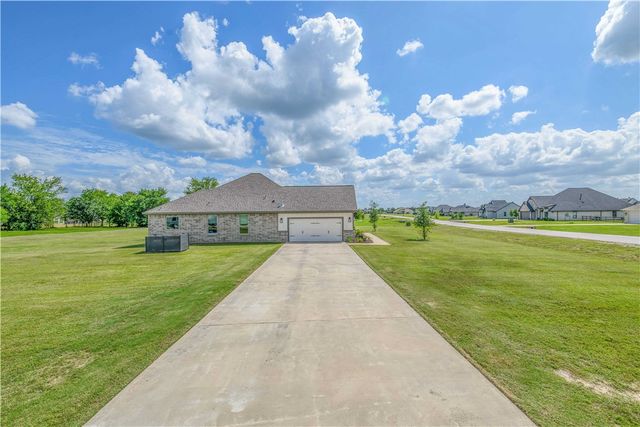 10398 Bourbon Lane, Bryan, TX 77808