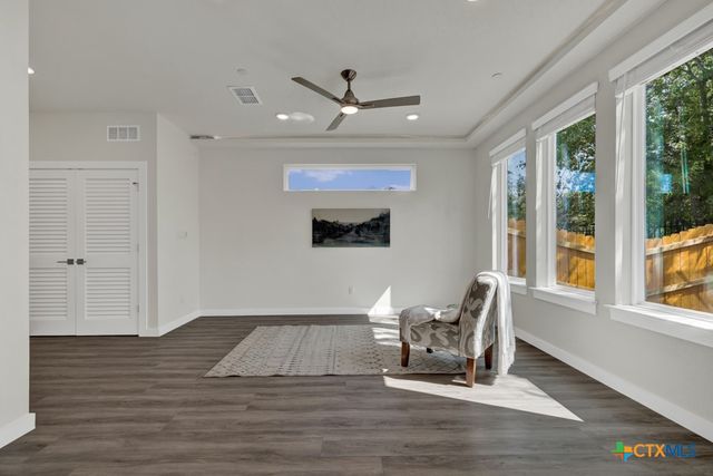 104 Creekside Trail 901, Kyle, TX 78640